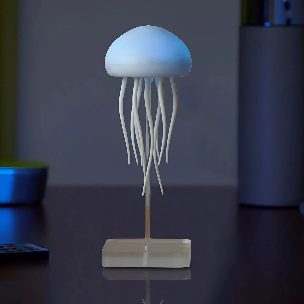 Animated Jellyfish Lamp